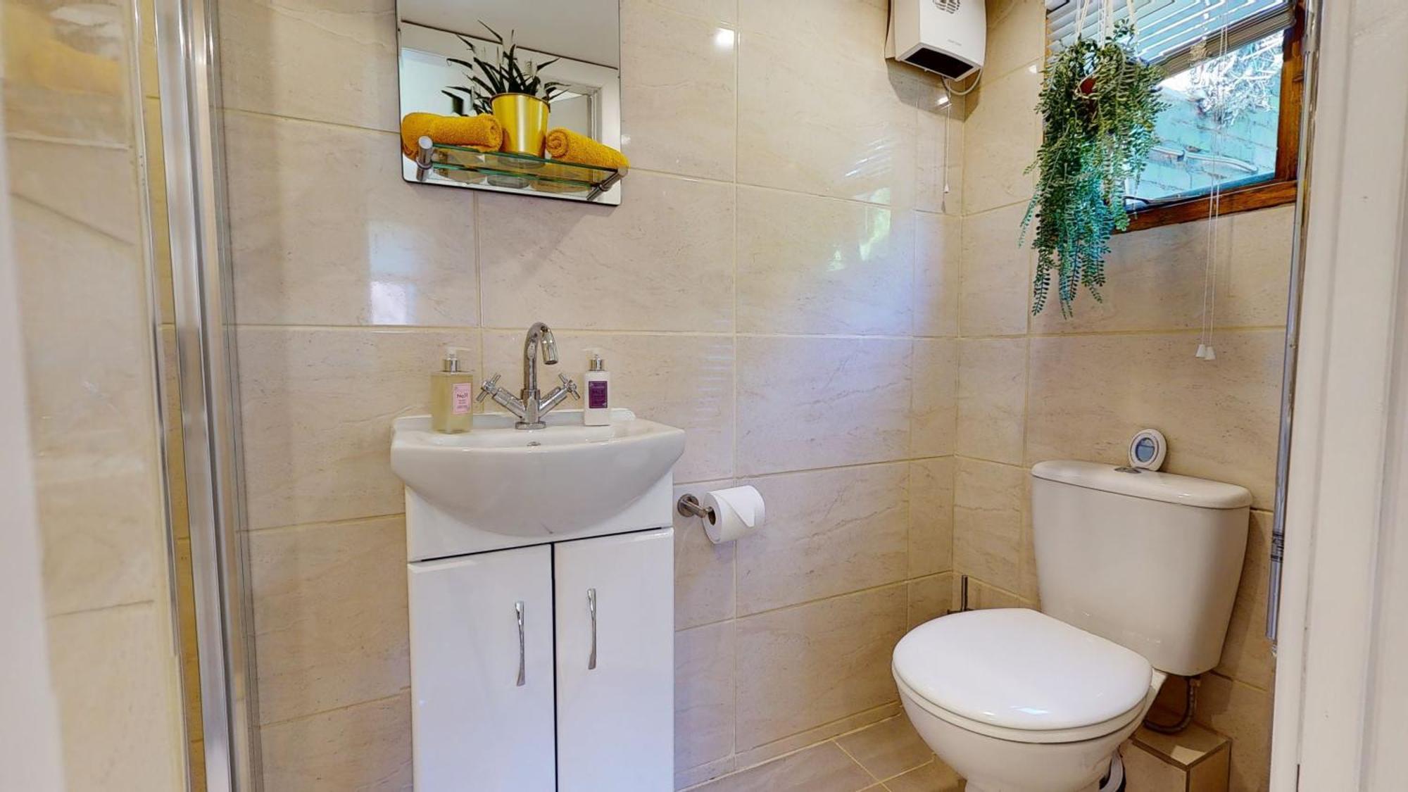 Cosy 1 Bed Garden Lodge Close To Nottingham City Centre - Free Parking & Wifi Exterior photo